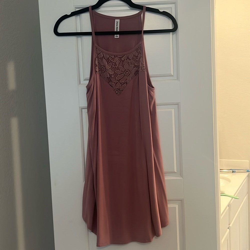 NWOT Zenana Premium Floral Detail Tank Top Size L
